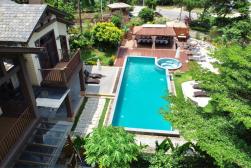 巴厘岛大花园6房8床泳池别墅